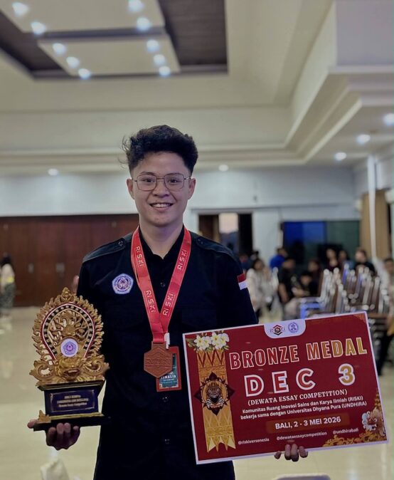Mahasiswa Agroteknologi UNSRAT Raih Bronze Medal pada Dewata Essay Competition di Bali