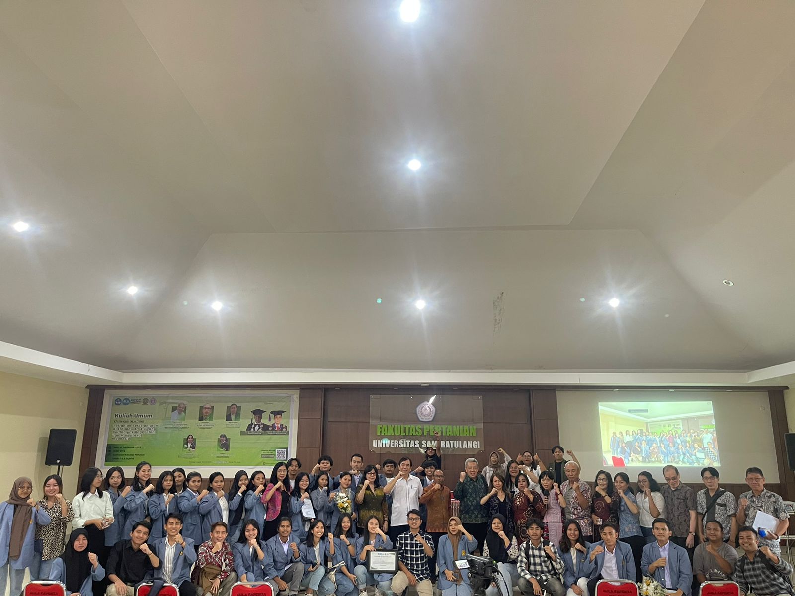 KULIAH UMUM “PERTANIAN BERKELANJUTAN DI ERA INDUSTRI 4. KULIAH UMUM “PERTANIAN BERKELANJUTAN DI ERA INDUSTRI 4.