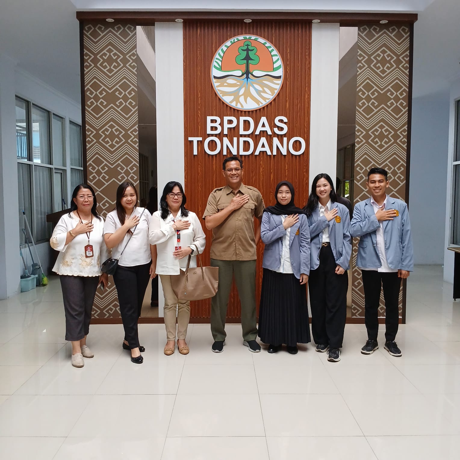 Magang 3 sks Mahasiswa ke- BPDASHL TONDANO Magang 3 sks Mahasiswa ke- BPDASHL TONDANO