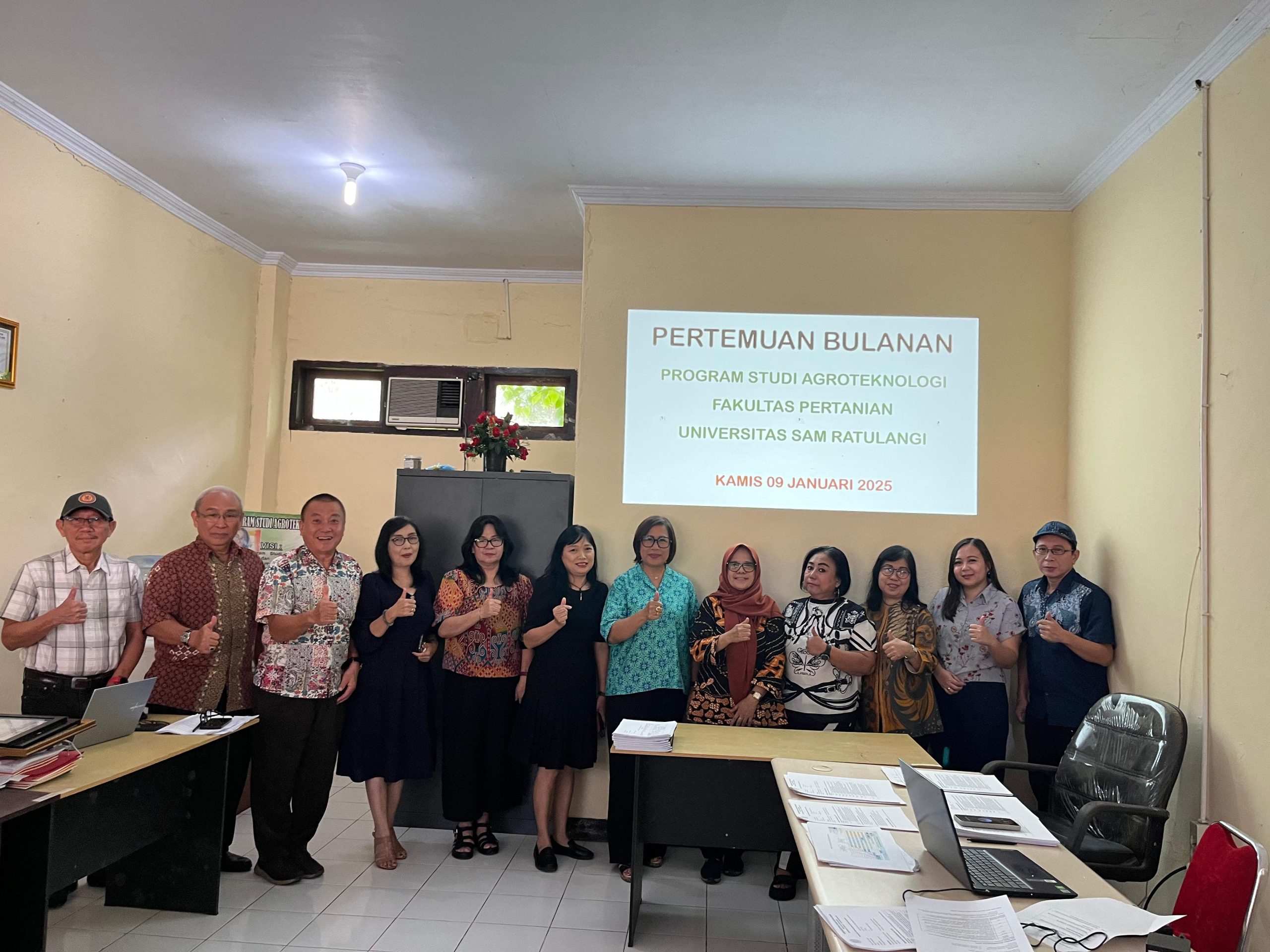 Pertemuan Bulanan Program Studi Agroteknologi Pertemuan Bulanan Program Studi Agroteknologi